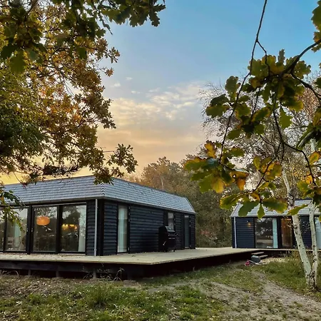 Дом отдыха Scenic Summer House By Dybeso With Sea View