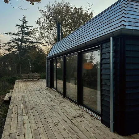 Scenic Summer House By Dybeso With Sea View *